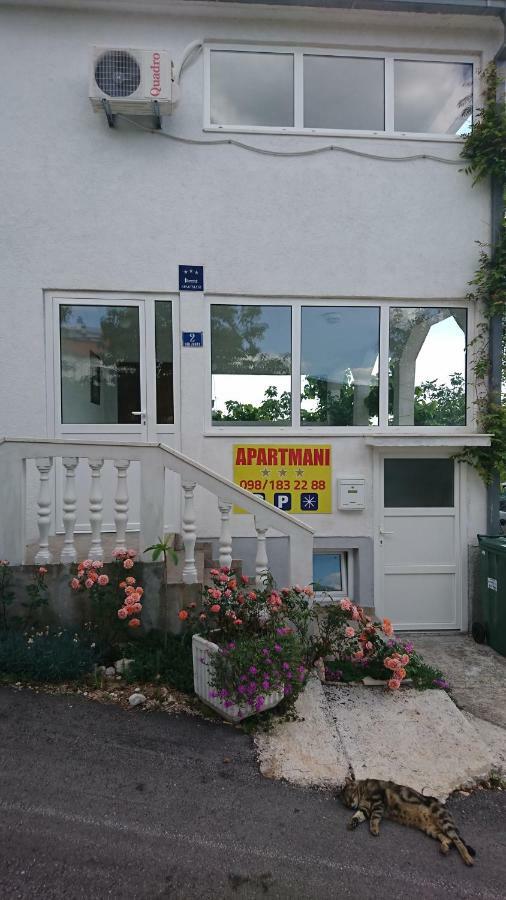 פרימוסטן Apartmani Kocka מראה חיצוני תמונה