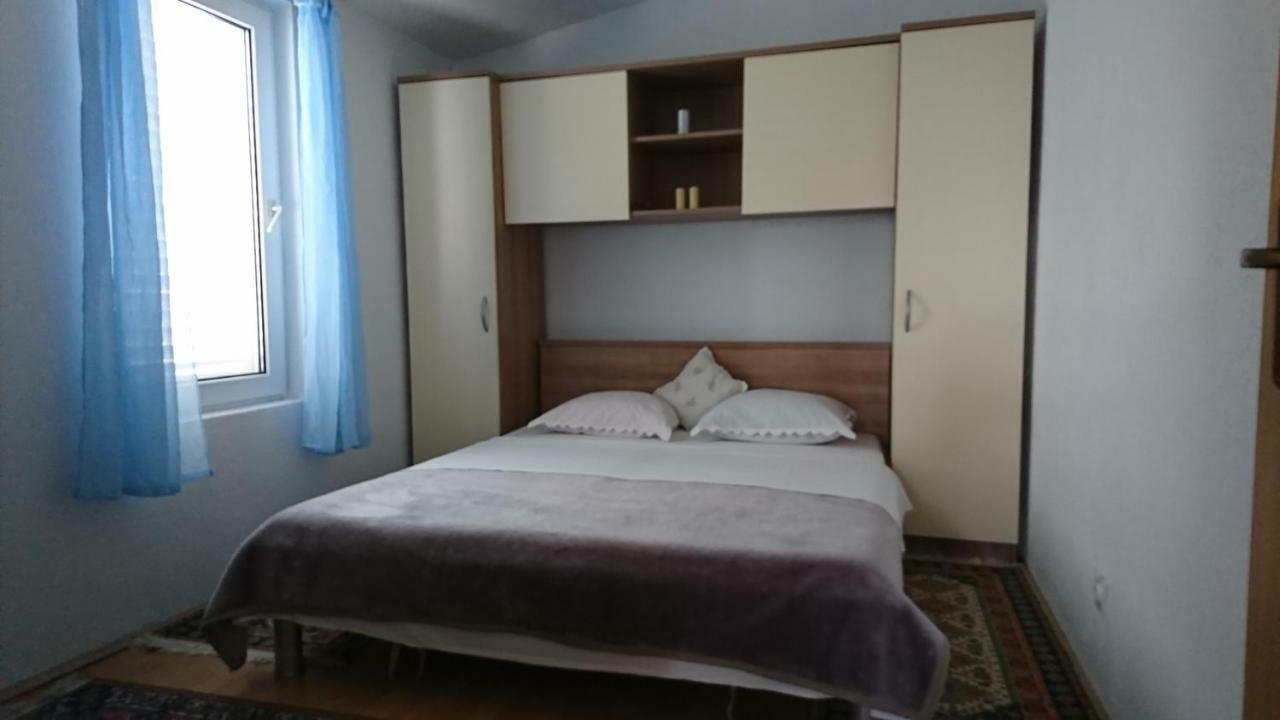 פרימוסטן Apartmani Kocka מראה חיצוני תמונה