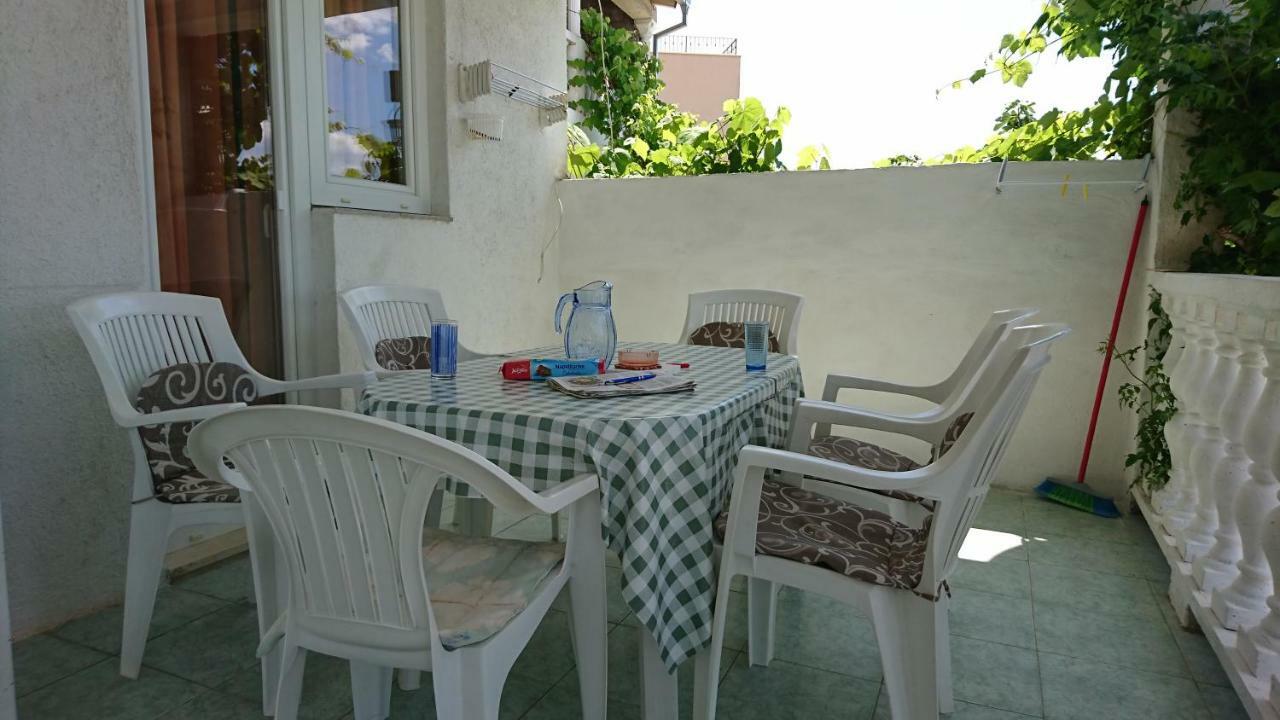 פרימוסטן Apartmani Kocka מראה חיצוני תמונה