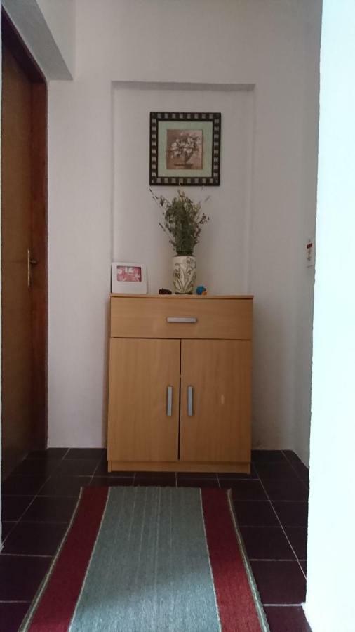 פרימוסטן Apartmani Kocka מראה חיצוני תמונה