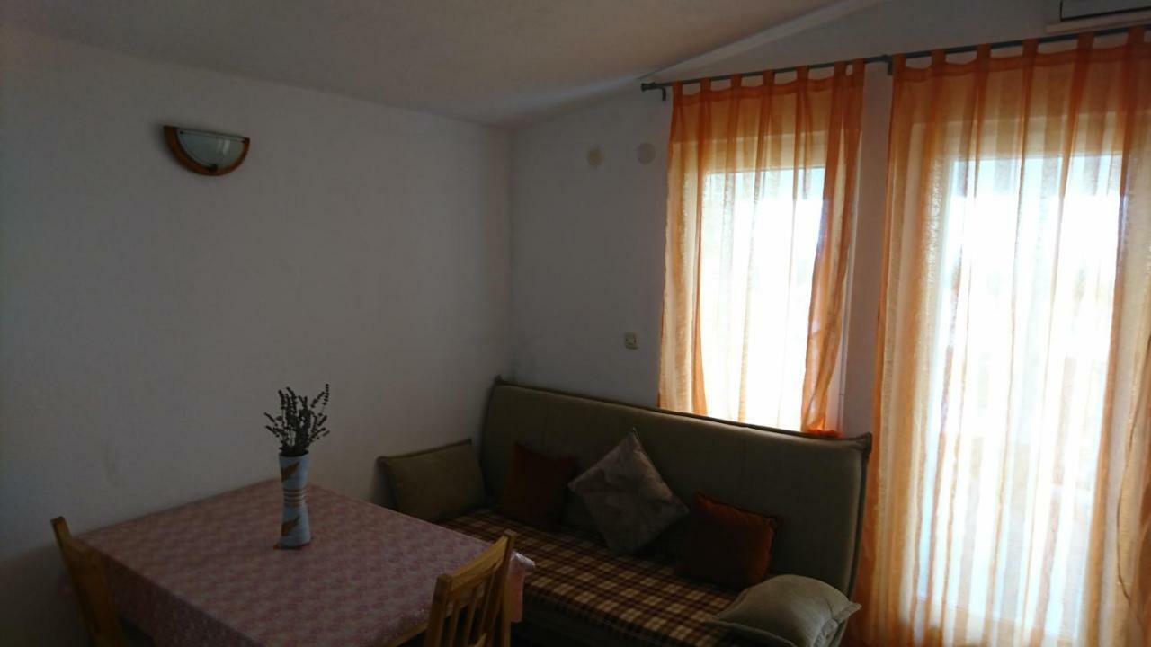 פרימוסטן Apartmani Kocka מראה חיצוני תמונה
